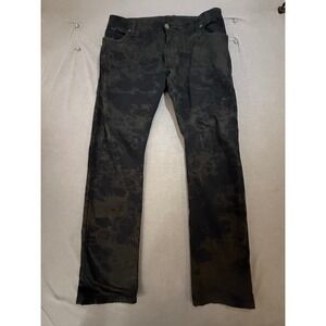 Robins Jean Camo Print Jeans Mens Size 36x34 Straight Leg Denim Pants